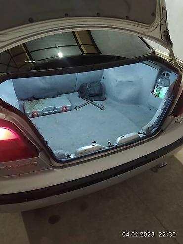 Volvo: Volvo S40: 1998 г., 2 л, Механика, Бензин, Седан — 8