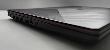 gta: Pravi gejmer Asus TuF Gaming F15 u udlicnom stanju. Laptop je zasnovan — 6