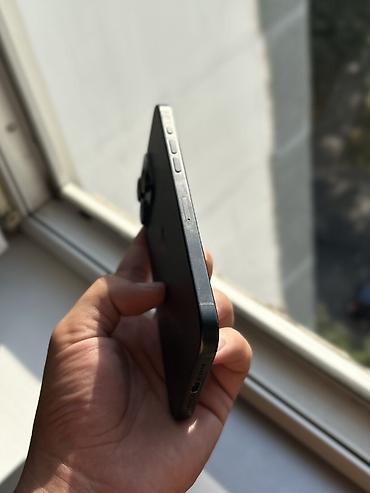 esim: IPhone 15 Pro Max, Б/у, 256 ГБ, Black Titanium, Чехол, 82 % — 3
