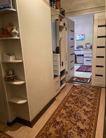 куплю квартиру город каракол: 1 комната, Собственник, С мебелью частично