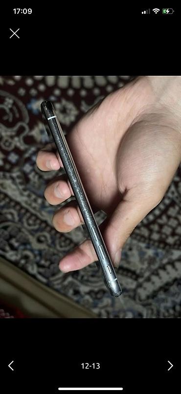 Apple iPhone: IPhone X, Б/у, 64 ГБ, Серебристый, Чехол — 11