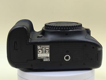 5d mark 3: Canon EOS 5D Mark III – peşəkar tam kadr DSLR fotoaparat gövdəsi. Cəmi — 8