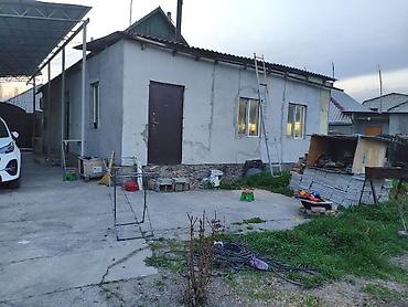 Продажа коттеджей и домов: Продаю дом в селе Киргшелк по улице Герцена. Участок 12 соток, на — 14