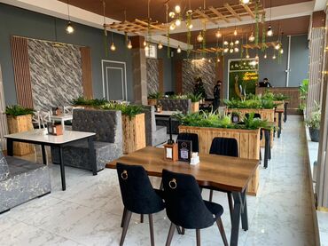 Restoran, kafelər: Hazır restoran satılır. Hal hazırda fəaliyyətdədir. Yeri tam — 6