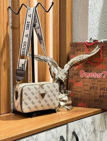 Torbe: Torba za rame, Guess, Materijal: Platno — 18