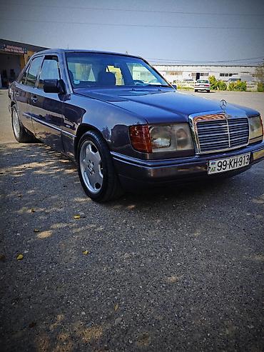rul kia: Mercedes-Benz 200: 2 l | 1990 il Sedan — 1