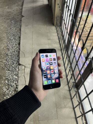 Apple iPhone: IPhone SE 2020, 128 GB, Ağ, Barmaq izi — 3