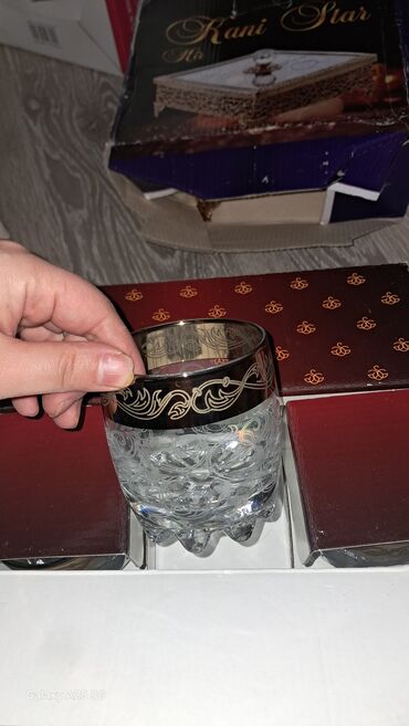 Digər dəstlər və servizlər: Şüşə qablar və stəkanlar dəsti - Dondurma/kokteyl üçün şüşə qablardan — 9