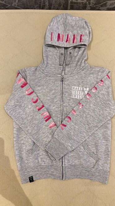 Koftalar, sviterlər: Всё по 5-6 манат!Распродажа одежды на девочку 7-8 лет! 1.Толстовка с — 5