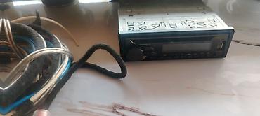 Dinamiklər və sabvuferlər: Avtomobil audio sistemi – tam dəst Dəst tərkibi: - Arxa polka — 4