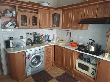 hazir metbex mebeli: Mətbəx mebeli+aspirator+qaz hamsı birlikdə 200 azn!!ölçüsü 3metr