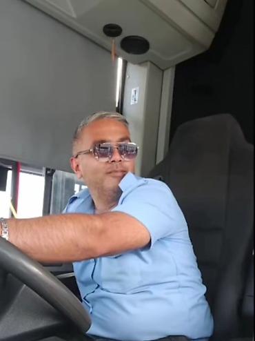 salon isi: Salam Yaş 41 əslən Bakiliyam Ayləliyəm 2 qizim var Zabratda qaliram öz — 1