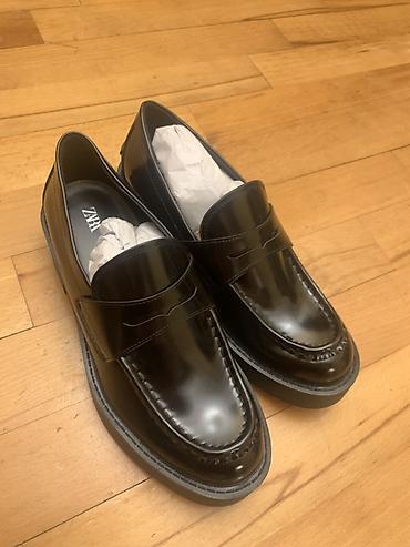 nabuk ayaqqabi: ZARA qadın loaferləri - Rəng: qara, parlaq finish - Model: penny — 6