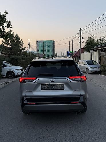 harrier 2003: Toyota RAV4: 2022 г., Автомат, Гибрид, Кроссовер — 2