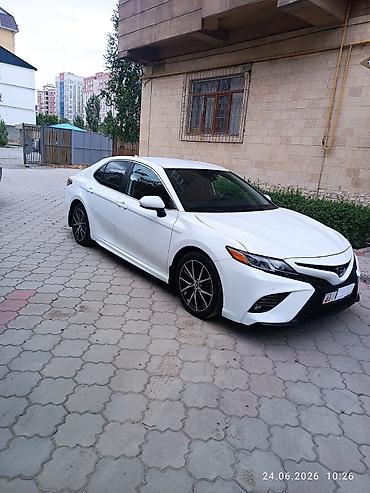 corolla 2016: Toyota Camry: 2019 г., 2.5 л, Автомат, Бензин, Седан — 2