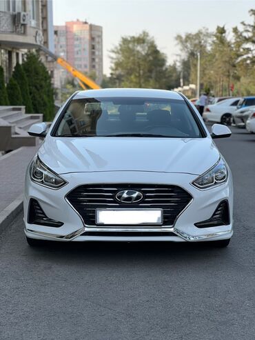 полик соната: Hyundai Sonata: 2018 г., 2 л, Автоматические, Бензин, Седан