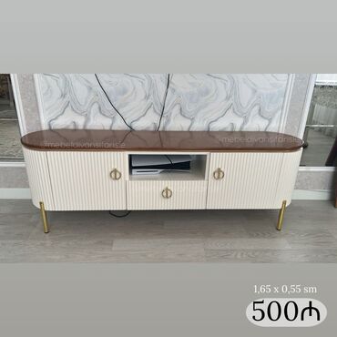 TV altlığı: Tv stend tv alti sifarisle hazırlanır. ⚜️Rəng ve olcu seçimi var