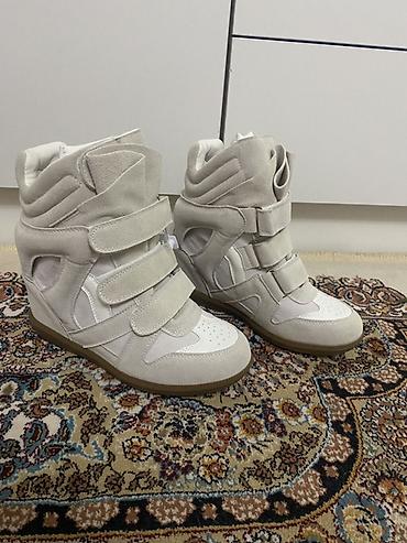 mara: Кроссовки, 37, Isabel Marant, Новый, цвет - Бежевый, Самовывоз — 2