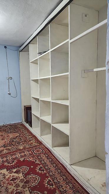 в одной семье: 🏠 Жаш үй бүлөгө бир бөлмөлүү жер там ижарага берилет ✅ душ туалет — 1