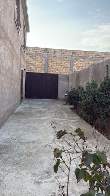 Həyət evləri və villaların satışı: Saray qəsəbəsi — Kirayə həyət evi (2 mərtəbə) Saray qəsəbəsində -da lalafo.az — 18 Həyət evləri və villaların satışı: Saray qəsəbəsi — Kirayə həyət evi (2 mərtəbə) Saray qəsəbəsində — 18