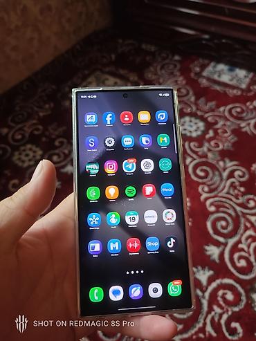 iphone se3: Samsung Galaxy S24 Ultra, серебристый цвет. Смартфон с большим — 2