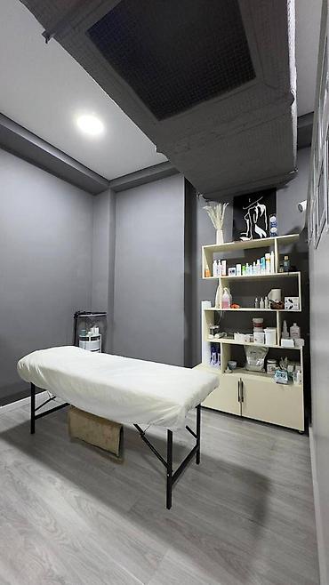 Башка коммерциялык кыймылсыз мүлктү сатуу: 🏢 ПРОДАЁТСЯ ГОТОВОЕ КОММЕРЧЕСКОЕ ПОМЕЩЕНИЕ 📍 Общая площадь: 392 м² + — 19