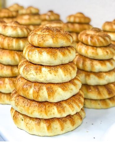 куплю домашнюю выпечку в Кыргызстан | ВЫПЕЧКА, ХЛЕБОБУЛОЧНЫЕ ИЗДЕЛИЯ: Принимаем заказы на выпечку и хлеб🥯 - хлебная пирамида - булочки в