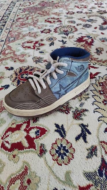 converse all star: Детские кроссовки/ботинки mid-cut - Размер: ориентировочно для — 4