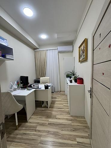 İcarəyə ofislər: İcarəyə ofis sahəsi duz Nerimanov metro yani 4 mertebe, her mertebede — 10