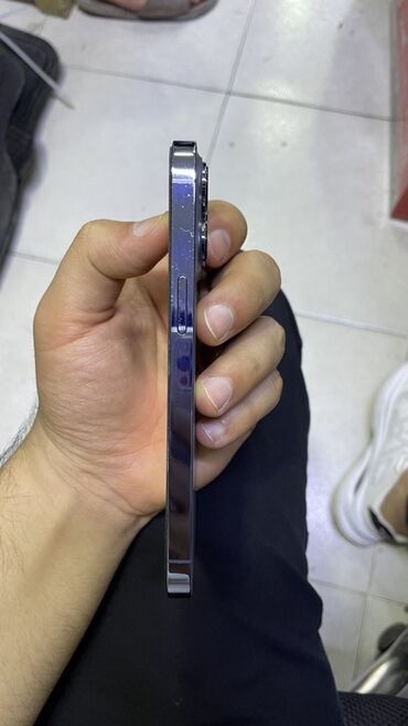 Aş qazanı: IPhone 13 Pro, Sierra Blue