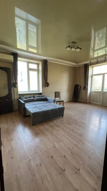 продаю участок на рассрочку: 1 комната, Без подселения, С мебелью частично