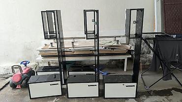 Оборудование для бизнеса: Стеклянная витрина для магазина/салона - Корпус: алюминиевый профиль — 8