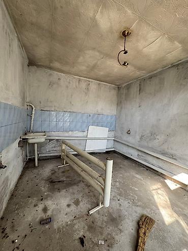 Продажа коттеджей и домов: 📍В Романовке от трассы 200 м продается дом коттеджного типа на участке — 10