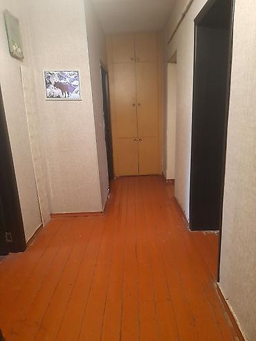 Mənzil kirayələyirəm: 4 otaqlı, 80 kv. m — 2