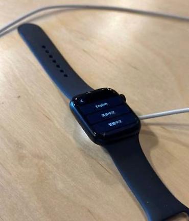 apple wotch: APPLE WATCH - 7 ( 45mm ) - KEMER - ORİJİNAL -ÖLÇÜ ( S/M ) - YENİ ( — 3