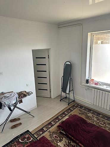 Продажа коттеджей и домов: 🏡 **Бишкек, Ак-Ордо-1** ✨ 2 комнаты | 📐 70 м² 🌿 Участок: 4 сотки 💰 — 3