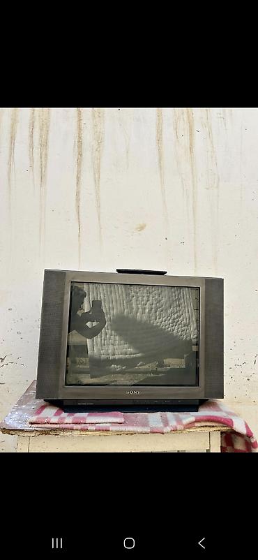 sony trinitron: Sony kineskop televizor - Model: Sony Trinitron (CRT) - Ekran — 1