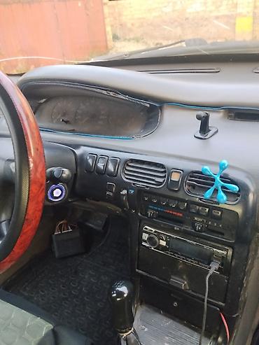 овальный: Mazda 626: 1993 г., 1.8 л, Механика, Бензин, Седан — 3