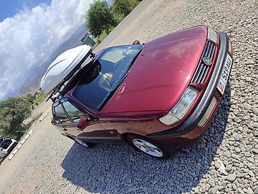 Volkswagen Passat: 1994 г., 1.8 л, Кол менен иштөөчү, Бензин, Седан — 4