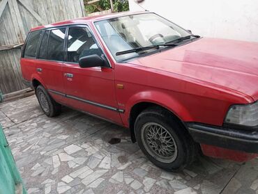 Mazda 323: 1989 г., 1.5 л, Механика, Бензин, Универсал