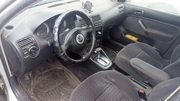 Volkswagen: Volkswagen Bora: 2003 г., 1.6 л, Автомат, Газ, Седан