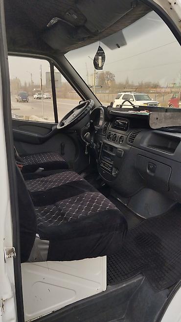бампер 210: Легкий грузовик, Mercedes-Benz, Стандарт, 3 т, Б/у — 5