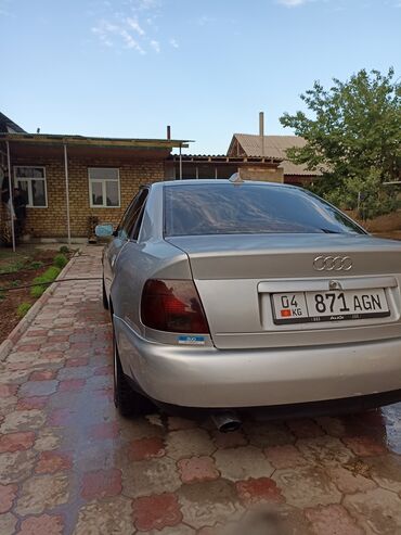 опел вектра б: Audi A4: 1995 г., 1.8 л, Механика, Бензин, Седан