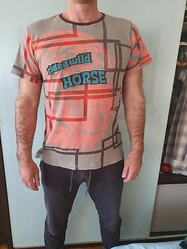 Majice: CUSTO BARCELONA,VEL. XL, WE ARE JUST ANGELS, VEL. L | Svaka po 3000 — 2