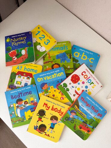 кыргызская национальная одежда: 📚 Набор обучающих книг Usborne Very First Words От алфавита до сказок