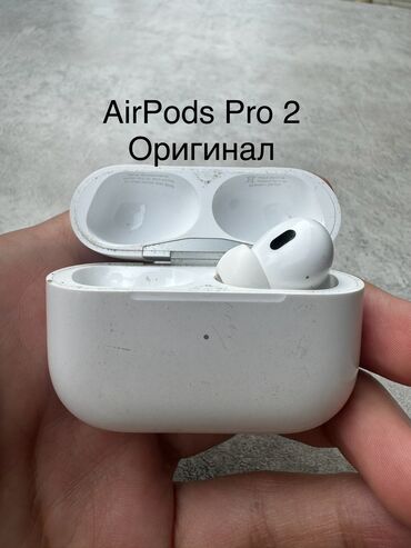 продаю airpods: Вакуумные, Apple, Б/у, Беспроводные (Bluetooth), Классические