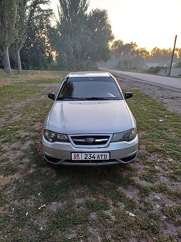 golf 2: Daewoo Nexia: 2009 г., Седан — 2
