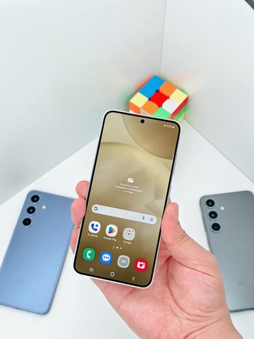 Samsung: Samsung Galaxy S24, Б/у, 256 ГБ, цвет - Белый, В рассрочку, 1 SIM, eSIM — 6