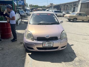тойоту: Toyota Vitz: 2003 г., 1.5 л, Автомат, Бензин, Хетчбек