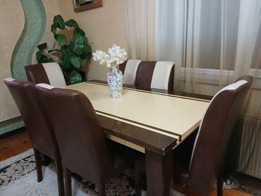 quxna ustolu: Mətbəx üçün, Açılmayan, Dördbucaq masa, 6 stul